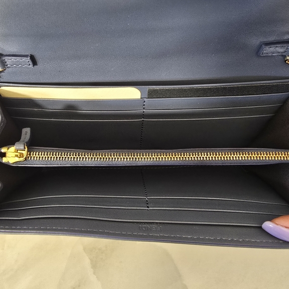 FENDI BLUE NAPPA LEATHER FF LOGO CHAIN WALLET BAGUETTE CROSSBODY BAG - Picture 11 of 15